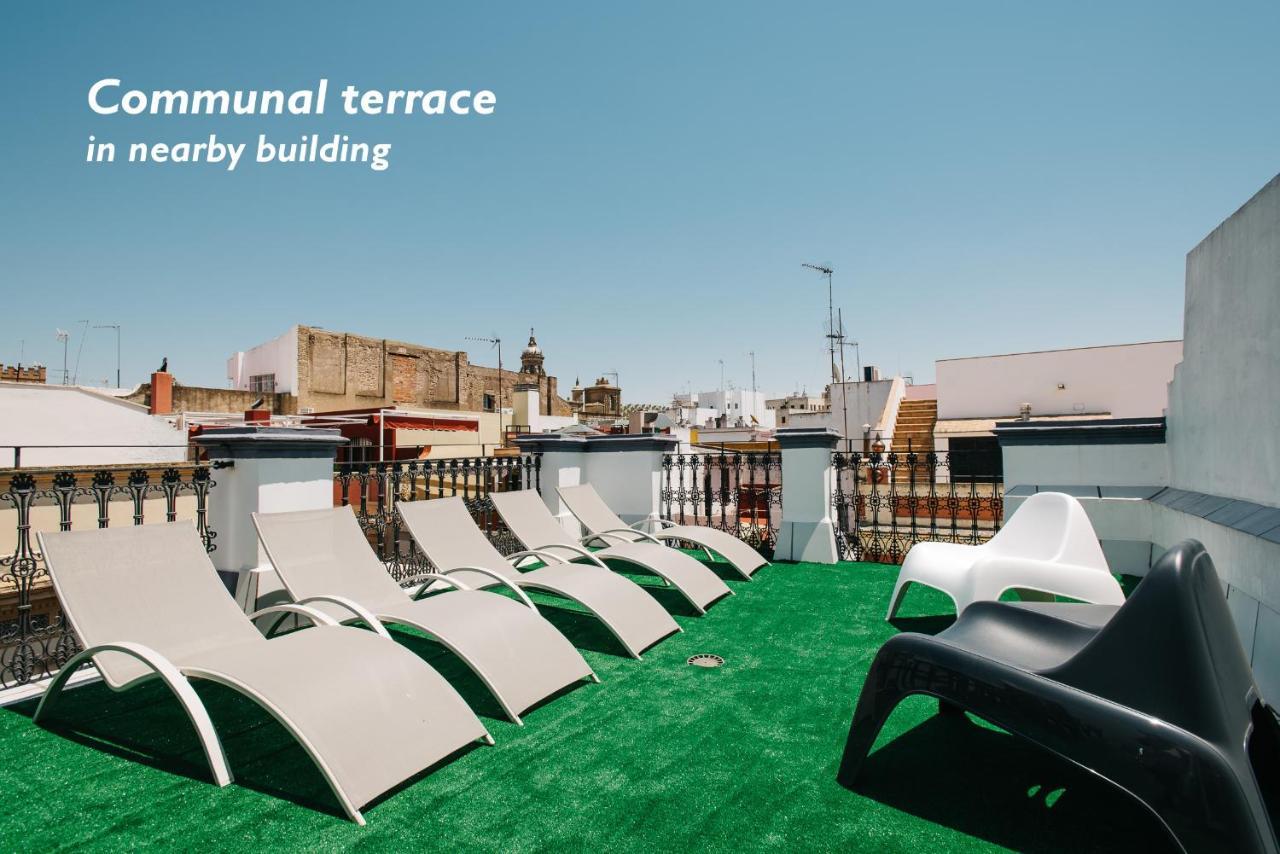 Hostly Rivero 2A Center Loft-Fibre-Communal Terrace-Parking Optional-Cless Севілья Екстер'єр фото