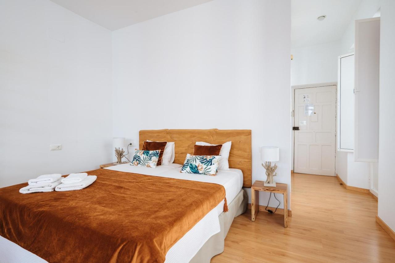 Hostly Rivero 2A Center Loft-Fibre-Communal Terrace-Parking Optional-Cless Севілья Екстер'єр фото