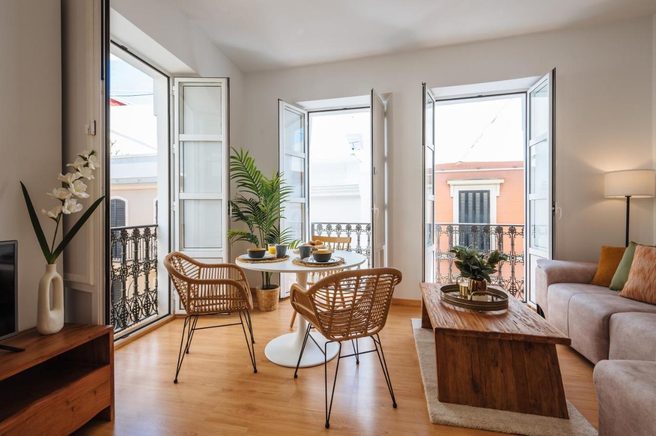 Hostly Rivero 2A Center Loft-Fibre-Communal Terrace-Parking Optional-Cless Севілья Екстер'єр фото