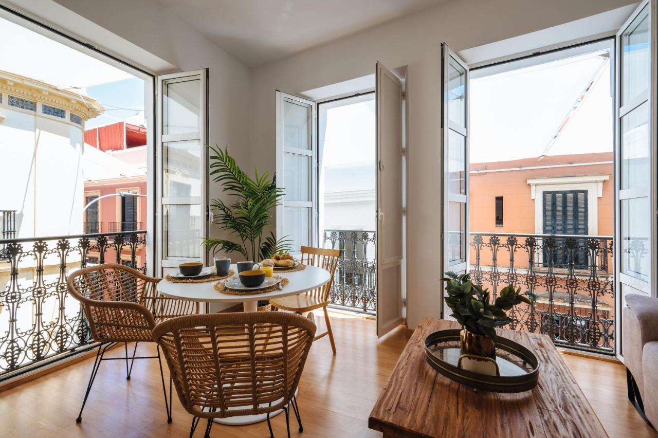 Hostly Rivero 2A Center Loft-Fibre-Communal Terrace-Parking Optional-Cless Севілья Екстер'єр фото