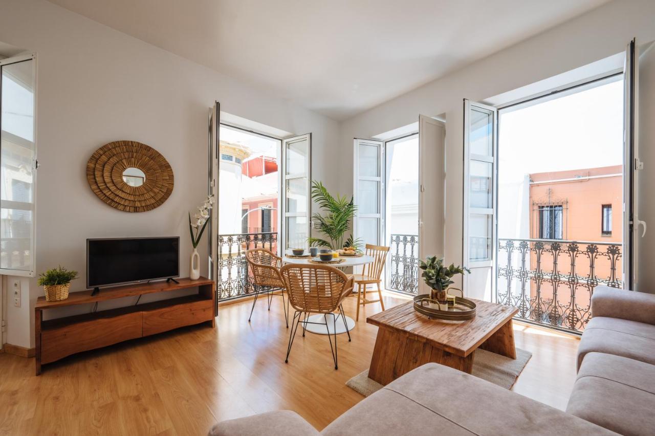 Hostly Rivero 2A Center Loft-Fibre-Communal Terrace-Parking Optional-Cless Севілья Екстер'єр фото