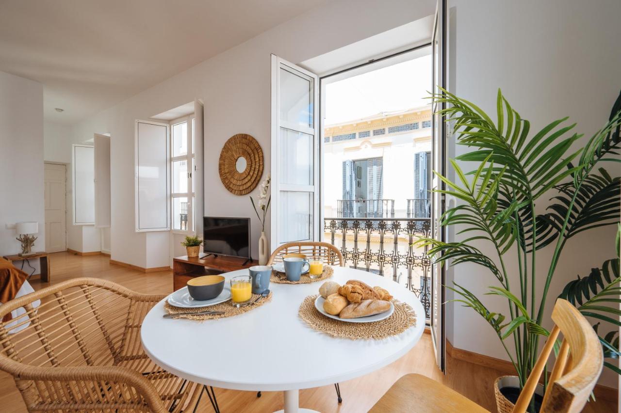 Hostly Rivero 2A Center Loft-Fibre-Communal Terrace-Parking Optional-Cless Севілья Екстер'єр фото